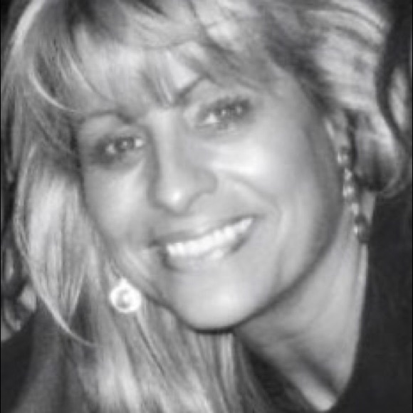 Meet your Posher, Carol Lynn πΈπΏπ π’πππ - Picture 7 of 8